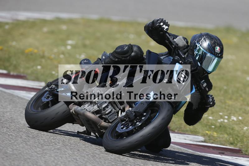 /07 09.04.2026 Cornu Master School ADR/Gruppe blau/3